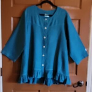 Mosaic-Linen teal buttoned down front, ruffled bottom, long sleeved jkt. Size M.